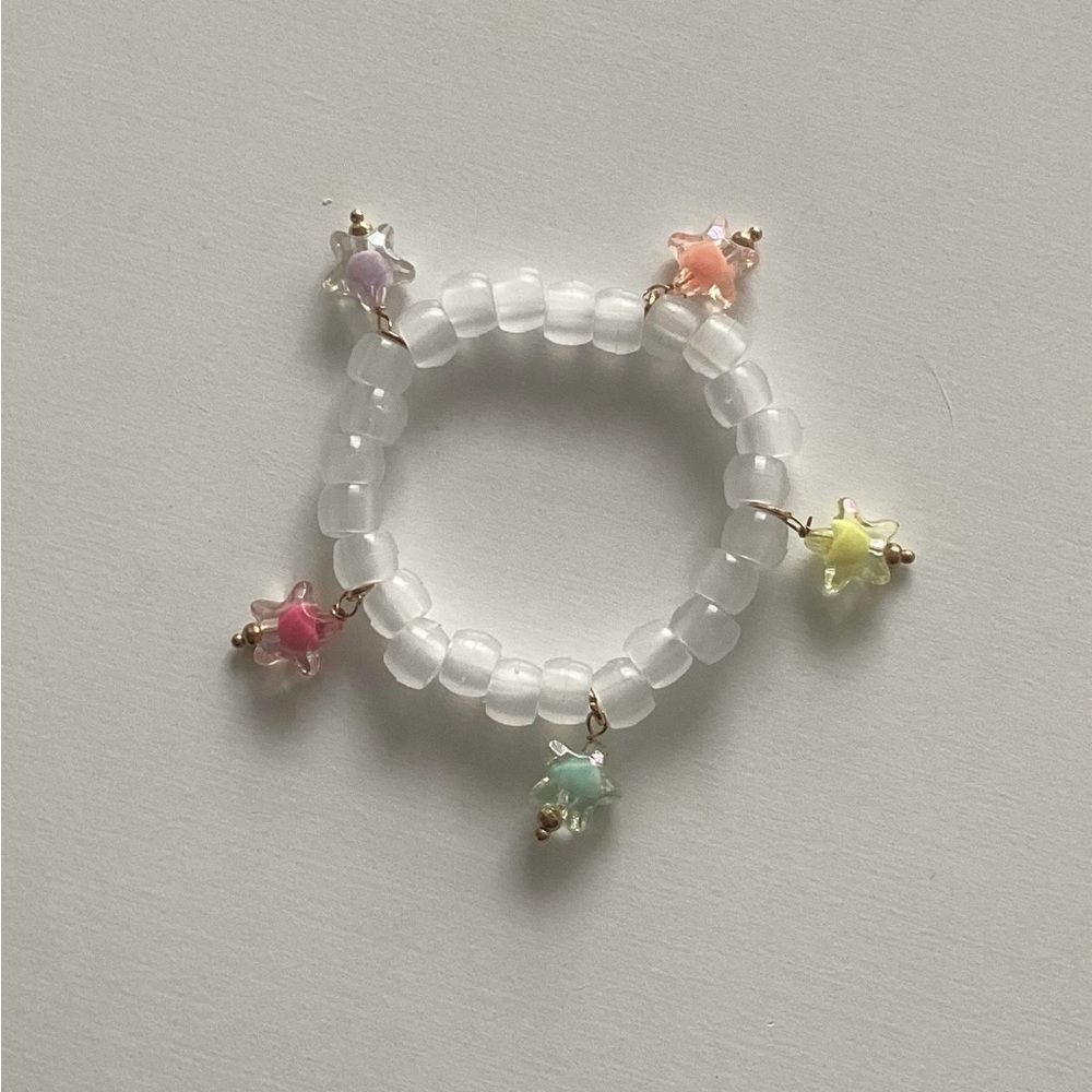Stretchy UV Color Changing Bracelet